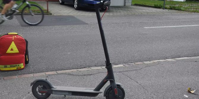 Schmerikon SG: Mit E-Scooter gestürzt und verletzt