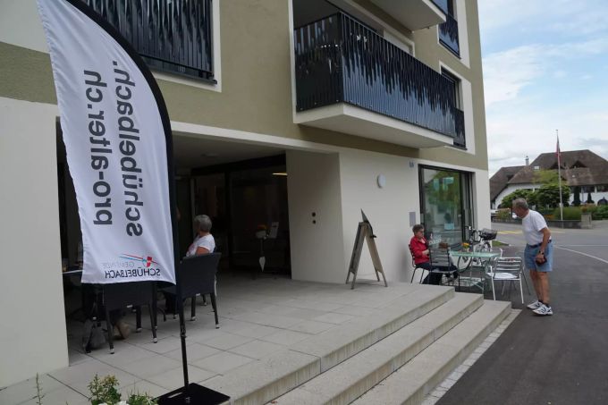 Das Haus Dürrbach beherbergt im Erdgeschoss die Anlaufstelle. Schübelbach Altersarbeit
