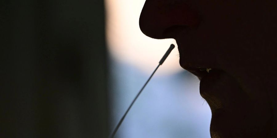 Das RKI zählte seit Beginn der Pandemie 30.787.309 nachgewiesene Infektionen mit Sars-CoV-2.