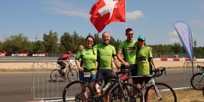 Stefan Niederbacher und Dominik Angioy mit Annette und Nicoleta