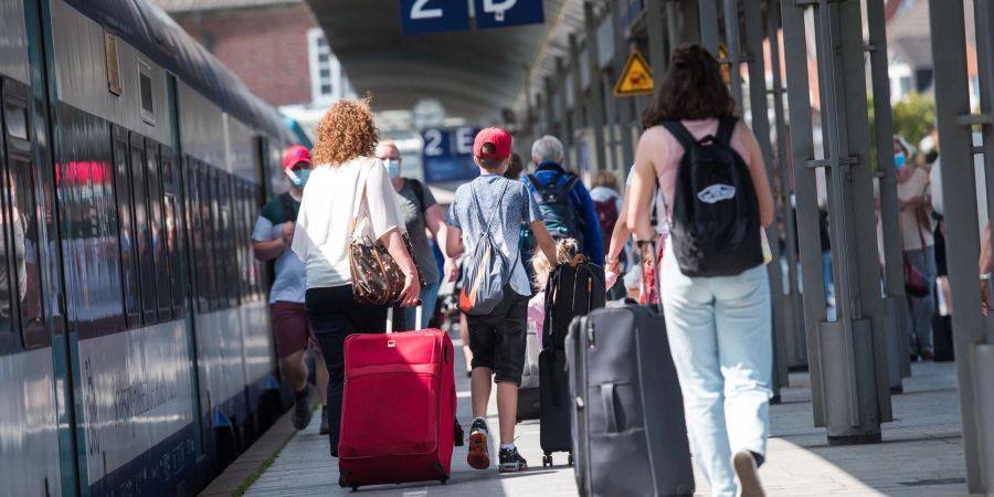 Pro Fahrgast ein grösseres Gepäckstück, so schreibt es zumindest die Bahn vor.