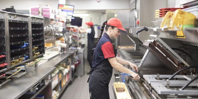 McDonald's zieht sich aus Russland zurück. McDonald's