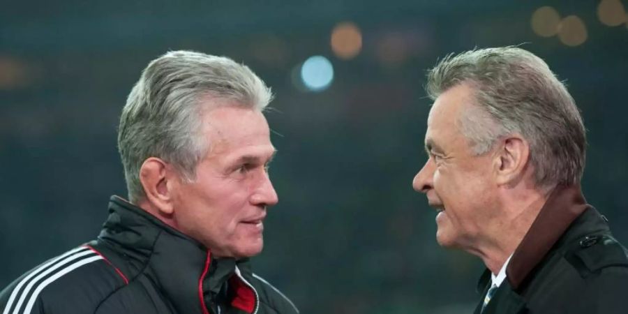 Ehemalige Bayern-Trainer unter sich: Jupp Heynckes (l) und Ottmar Hitzfeld. Foto: picture alliance / dpa