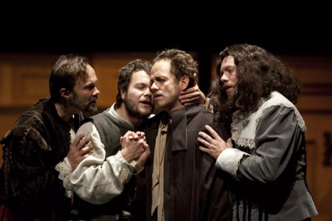 Im Churer Theater finden bis mindestens zum 15. März keine Veranstaltungen mehr statt. Bereits gekaufte Tickets werden an den Vorverkaufsstellen zurückerstattet, Online-Tickets ausschliesslich an der Kasse des Theater in Chur. Coronavirus