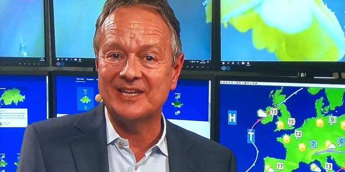 Wetterfrosch Bucheli glänzte nach dem Selbst-Schmink-Versuch im SRF. coronavirus SRF