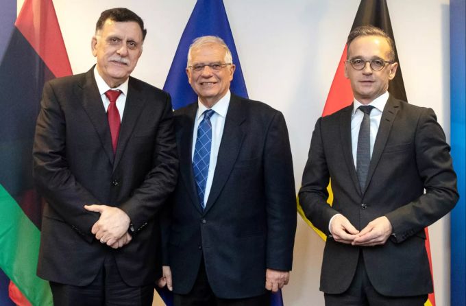 Fajis al-Sarradsch (l.), Ministerpräsident der international anerkannten libyschen Regierung, Josep Borrell (M.), Hoher Vertreter der Europäischen Union, und Heiko Maas (r.), deutscher Aussenminister. maas libyen