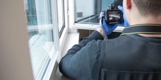 Rapperswil-Jona SG - Einbrecher stehlen Schmuck aus Wohnung