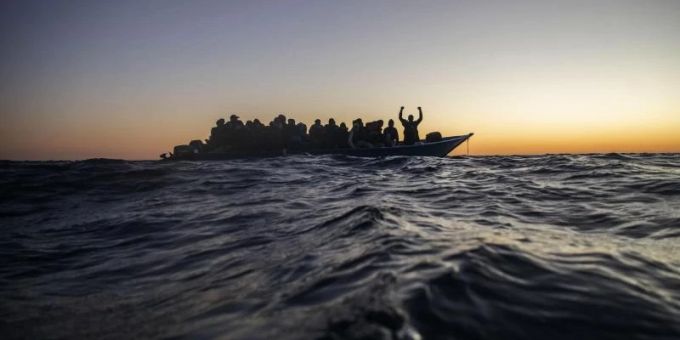 In Libyen sind Migranten Menschenrechtlern zufolge häufig Gewalt, Erpressung und Zwangsarbeit ausgesetzt. Foto: Bruno Thevenin/AP/dpa In Libyen sind Migranten Menschenrechtlern zufolge häufig Gewalt, Erpressung und Zwangsarbeit ausgesetzt. Foto: Bruno Thevenin/AP/dpa