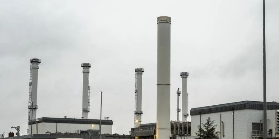 Die Anlage des Erdgasspeichers der Astora GmbH in Rehden, der grösste Speicher in Westeuropa. Die Astora GmbH ist eine Tochtergesellschaft des russischen Energiekonzerns Gazprom. Foto: Mohssen Assanimoghaddam/dpa