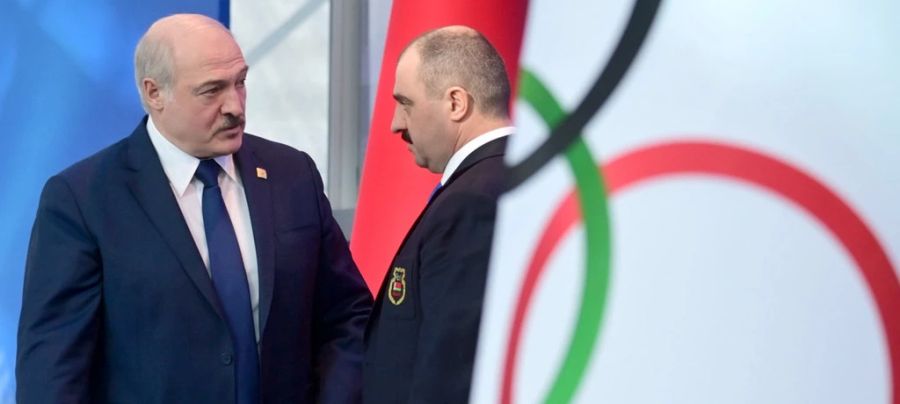 Viktor Lukaschenko (r.) ist Chef des belarussischen Komitees an Olympia 2022.