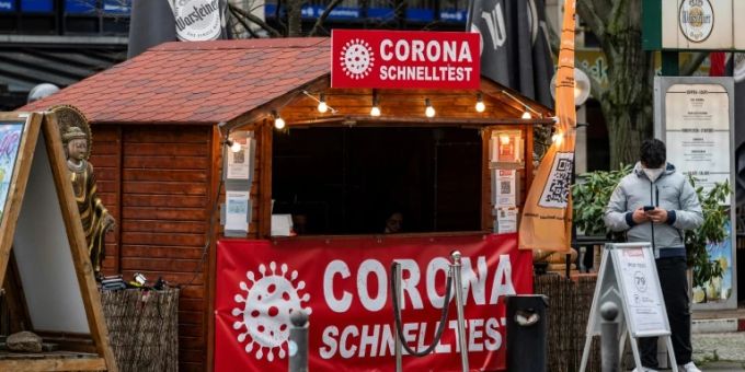 Corona-Teststation in Berlin Corona-Teststation in Berlin
