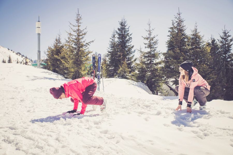 Schnee Yoga Frauen