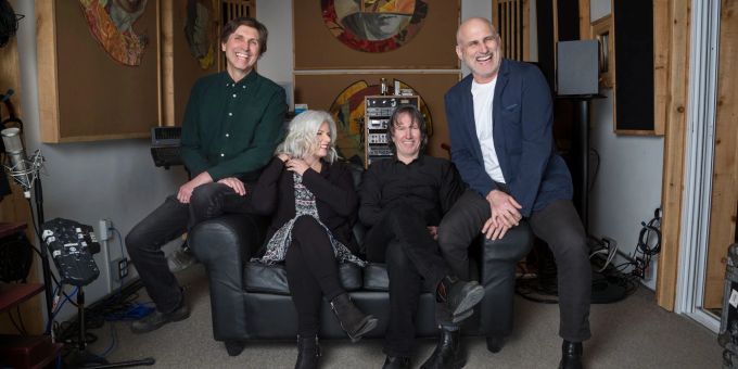 Die Cowboy Junkies sind mit Coversongs erst so richtig berühmt geworden. Die Cowboy Junkies sind mit Coversongs erst so richtig berühmt geworden.