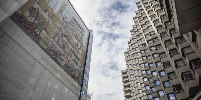 Der Neubau, links, und der Altbau, rechts, des Berner Inselspitals, am Donnerstag, 16. September 2021. Inselspital