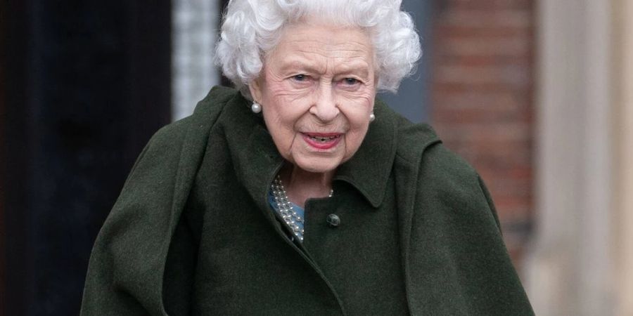 Queen Elizabeth möchte ihre Kunstsammlung derzeit nicht in Moskau sehen.