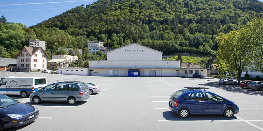 Die Delegierten der SVP treffen sich am Samstag in der Stadthalle in Chur. Sie referieren über Neutralität und Versorgungssicherheit und fassen die Parolen für den Abstimmungssonntag am 15. Mai.