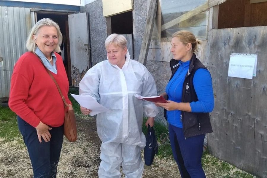 Karin Kneissl ist mit ihren Ponys nach Russland gereist.