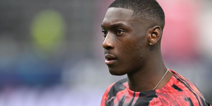 Für Stürmer Randal Kolo Muani kassierte Eintracht Frankfurt fast 100 Millionen von PSG. Eintracht Frankfurt