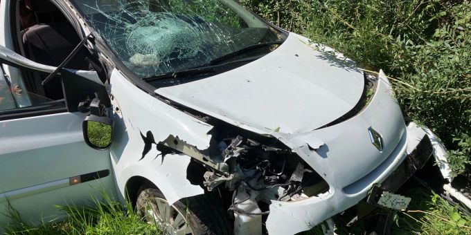 Verkehrsunfall auf der Autobahn A3 in Mollis Verkehrsunfall auf A3