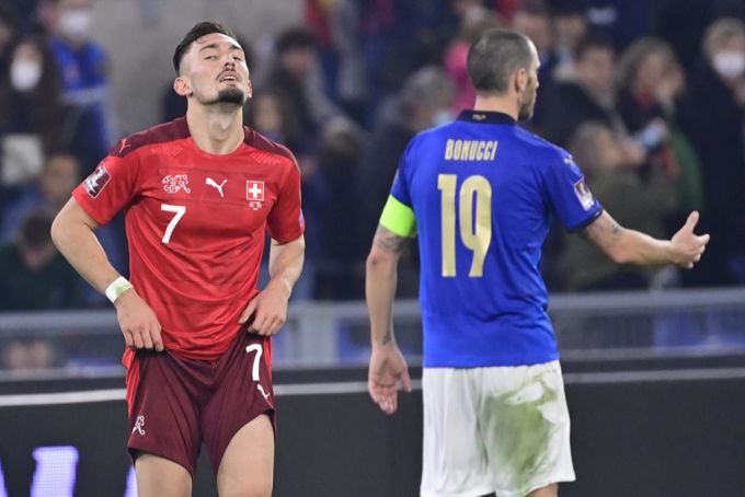 Leonardo Bonucci (rechts) im Länderspiel mit Italien gegen die Schweiz (hier mit Andi Zeqiri). Leonardo Bonucci
