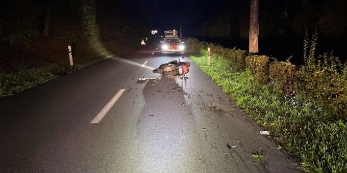 In Andelfingen ZH - Lernfahrerin (17) wird über Hecke geschleudert
