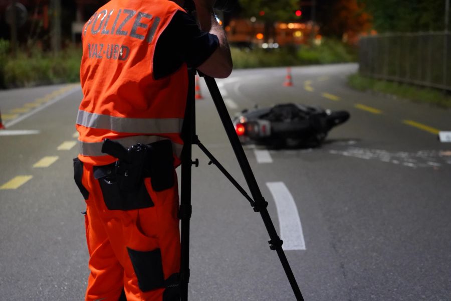 In Dietlikon ist es am Samstagabend zu einem Verkehrsunfall gekommen.