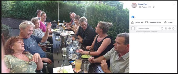 Gemütliches Beisammensein im Story-Pub – bevor die Corona-Epidemie ausbrach. Terasse Story Pub Urdorf