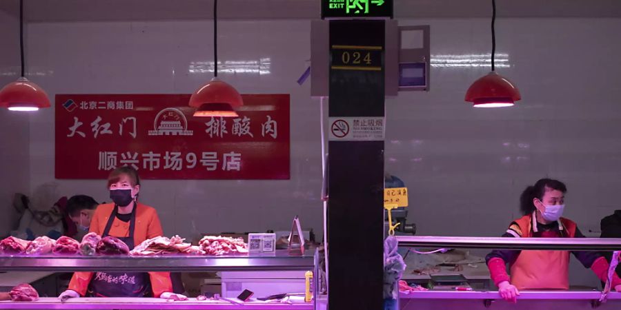 Der Preis für Schweinefleisch hat in China auch im April für einen Inflationsschub gesorgt. (Archivbild)