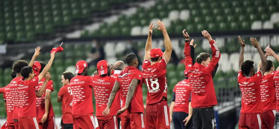 Der FC Bayern München feiert den 30. Meistertitel in der Bundesliga.