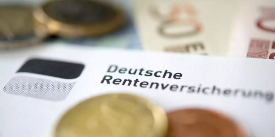 Die Deutsche Rentenversicherung rechnet mit einer Nullrunde in Westdeutschland. Foto: Marijan Murat/dpa