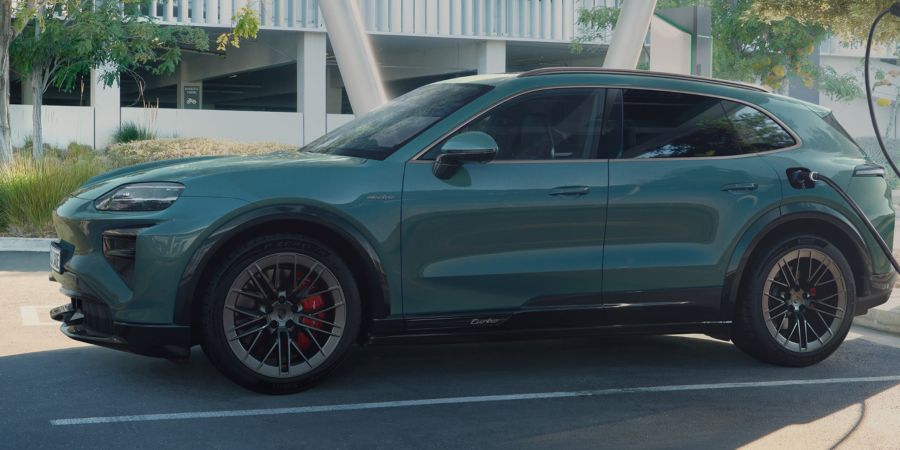 Porsche Cayenne turbo Electric