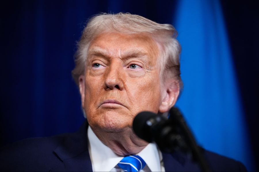 US-Präsident Donald Trump will den Ukraine-Krieg derweil schnellstmöglich beenden, um sich auf die Zwischenwahlen in den USA zu konzentrieren.