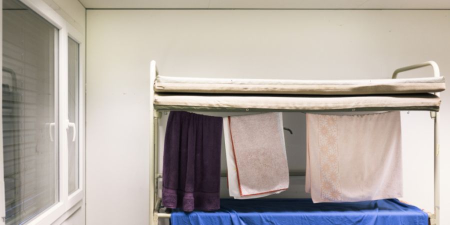 Die Schwyzer Regierung will die Notunterkunft Kaltbach nicht ganztägig öffnen. (Symbolbild)