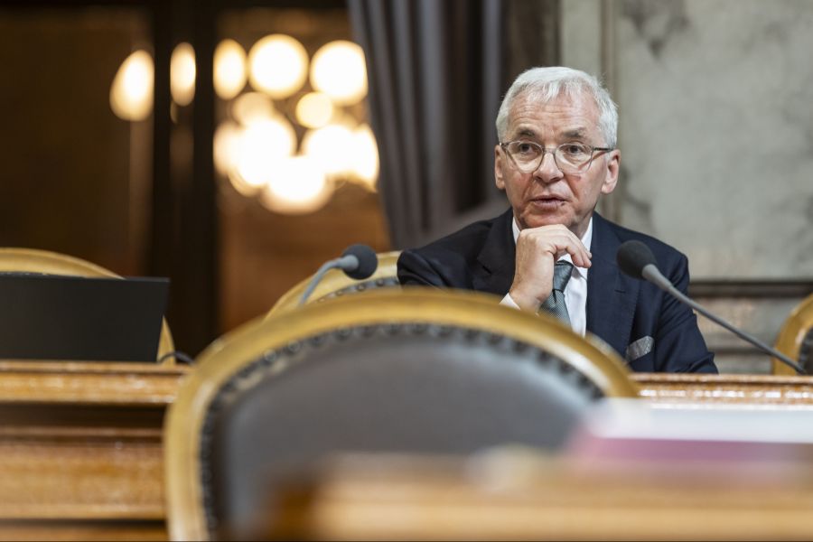 Schweizer Gesundheitspolitikerinnen und -politiker wie Ständerat Erich Ettlin (Mitte, OW) ...