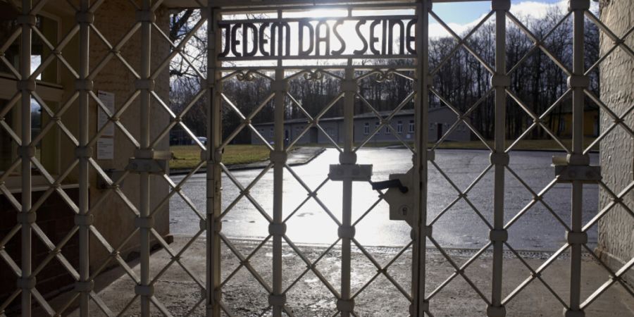 Ein Denkmal in Nidau erinnert an die Opfer des Holocausts und an das Wirken des Nidauer Unternehmers Léon Reich, der das KZ Buchenwald überlebte. (Symbolbild)