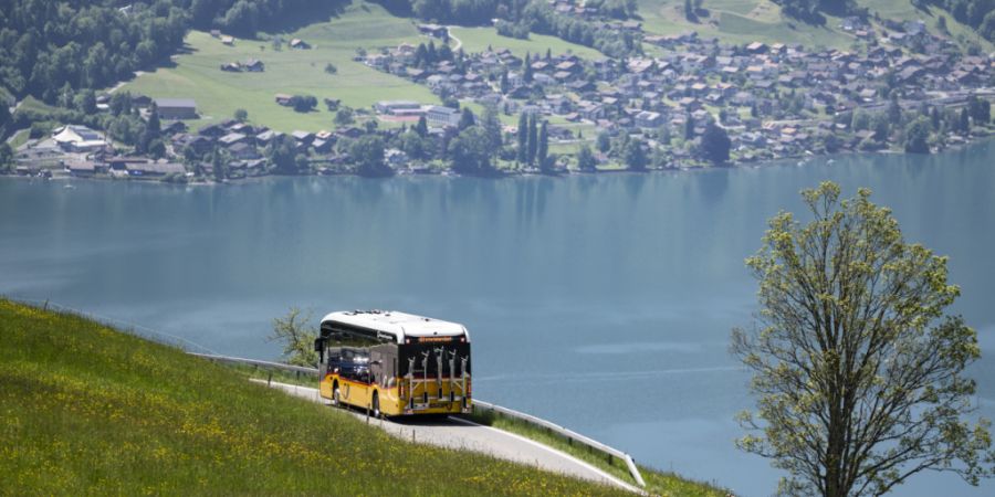 Das Berner Kantonsparlament wird im März über das Angebot des öffentlichen Verkehrs im Kanton Bern debattieren. (Symbolbild)