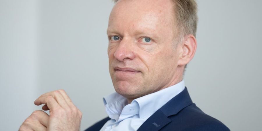 Drohen der deutschen Wirtschaft bald ernsthafte Einschnitte? Ifo-Präsident Clemens Fuest warnt vor einer möglichen Rezession infolge neuer US-Zölle. (Archivbild)