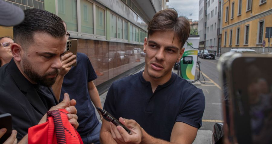 Der Youngster wechselte erst vor wenigen Wochen von Belgien nach Italien zu Milan.