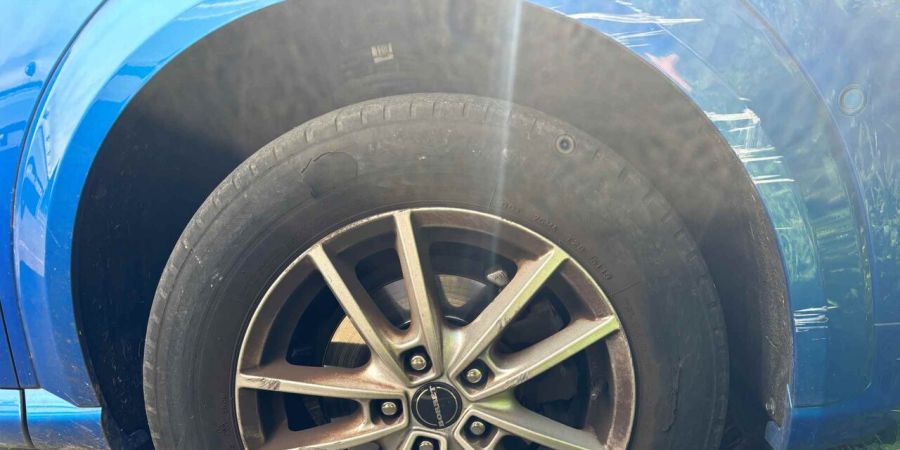 Auto beschädigt