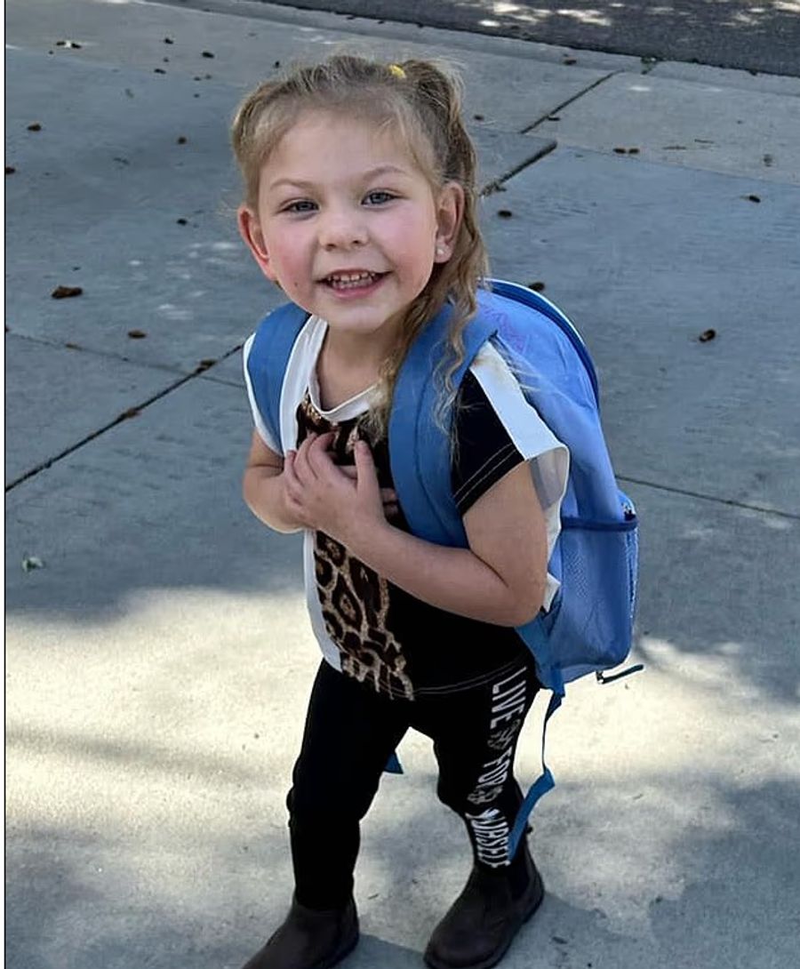 Azaylee