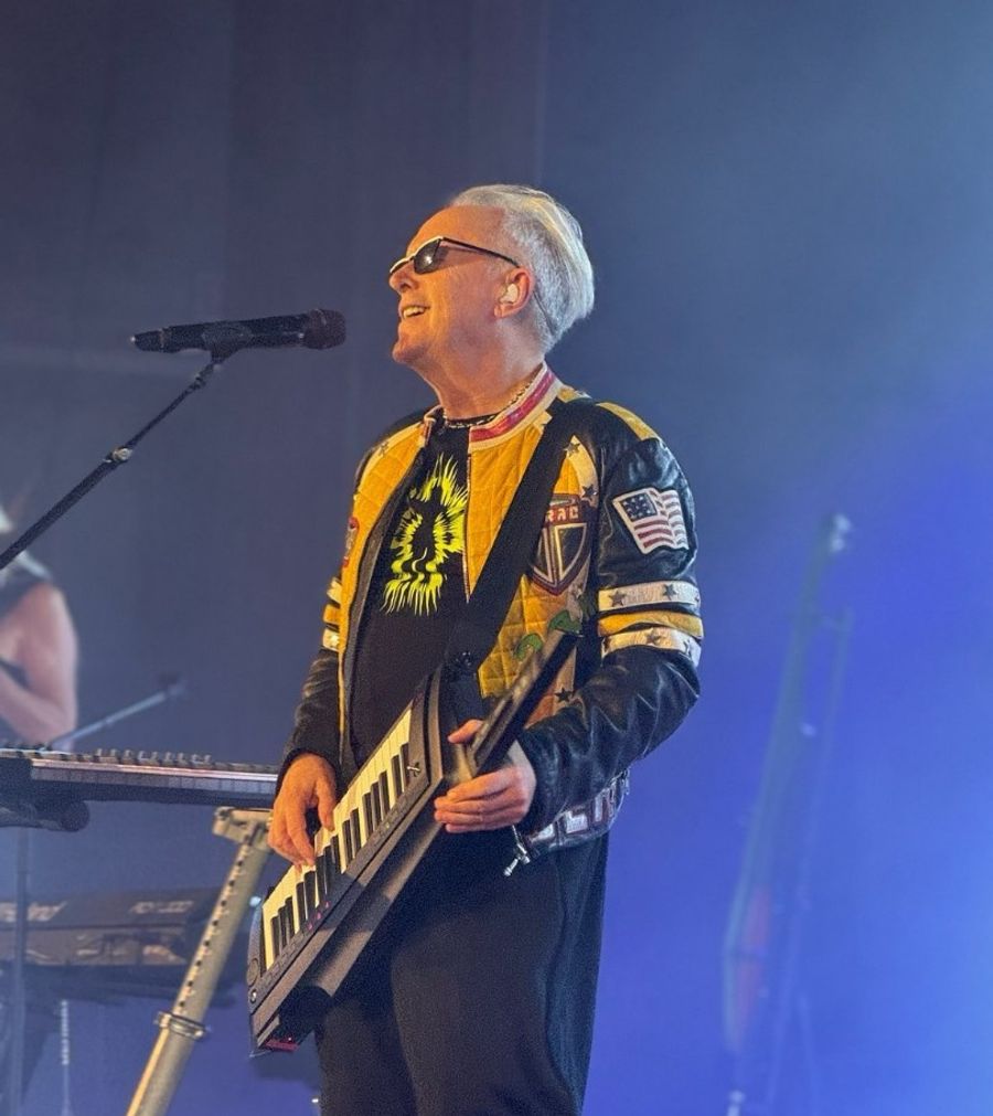 Howard Jones