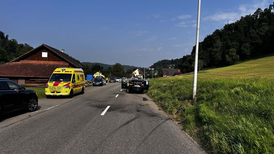 An den Fahrzeugen entstand Totalschaden.