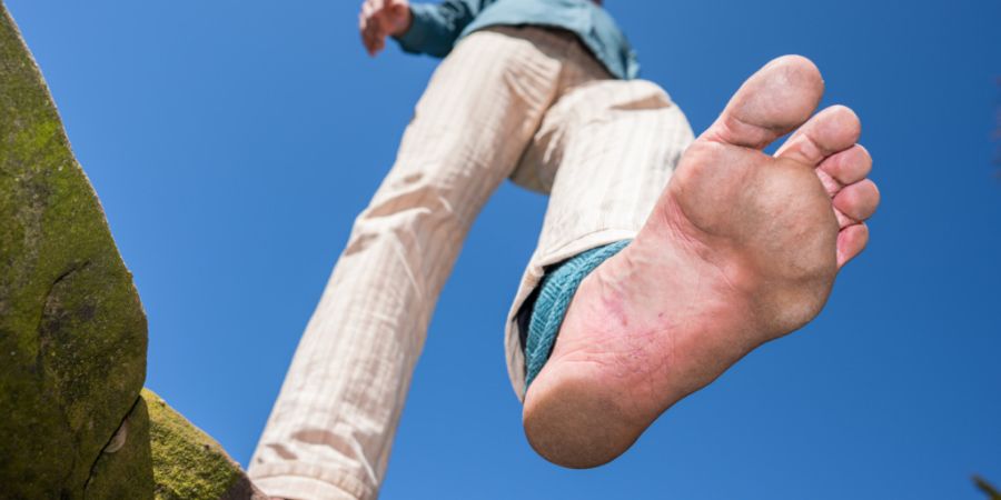 Die Stadtbernerinnen und Stadtberner haben sich für Asphalt auf einem Teilstück am Aareuferweg entschieden. (Symbolbild)