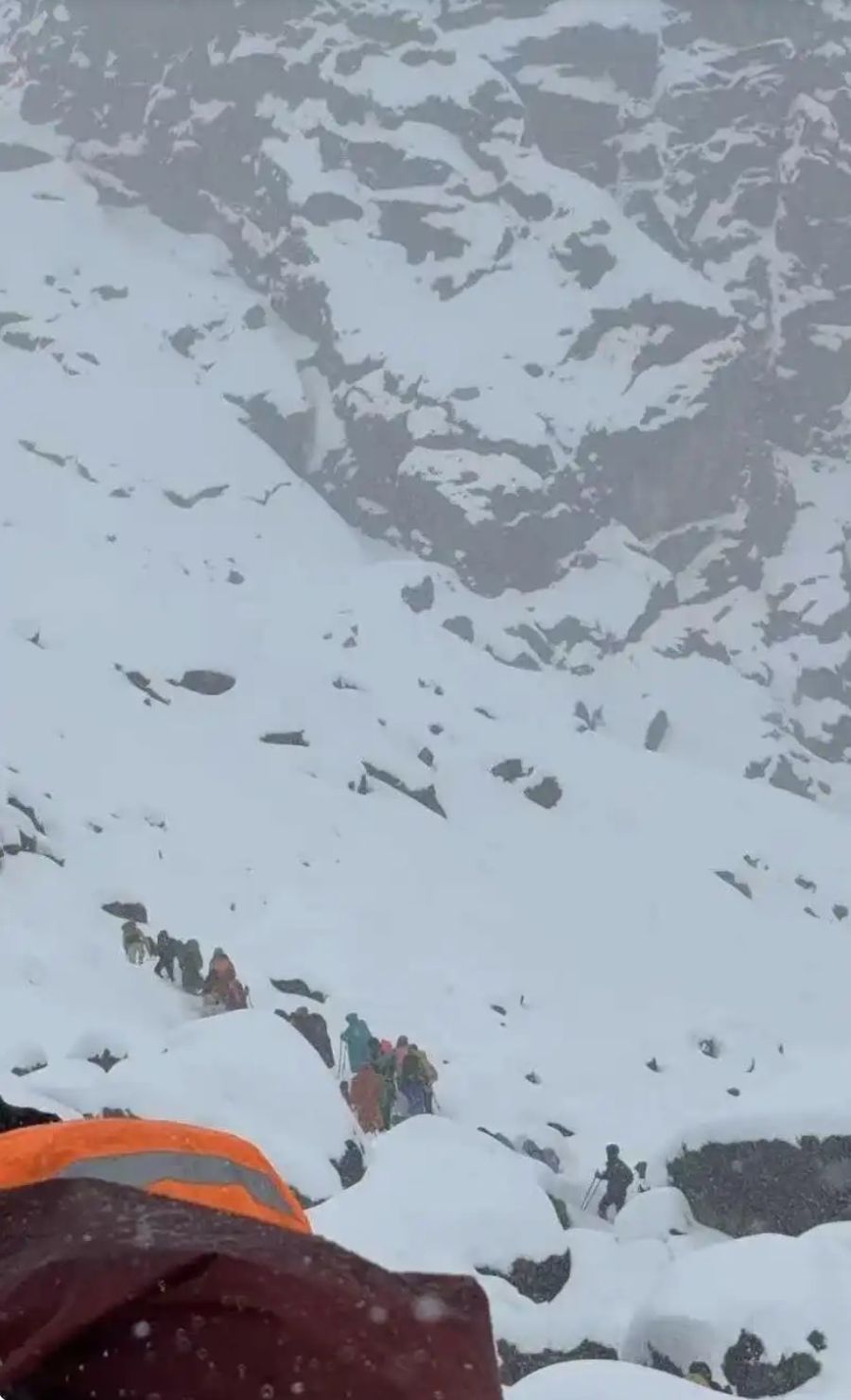 Sie brauchen mehr Sauerstoff als geübte Bergsteigerinnen und Bergsteiger, erklärt ein Experte.