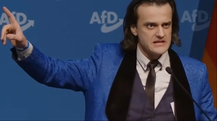 Sprache und Gestik von Alexander Eichwald erinnerten an Adolf Hitler.