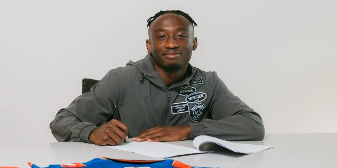 Bénie Traoré unterschreibt beim FC Basel. FC Basel