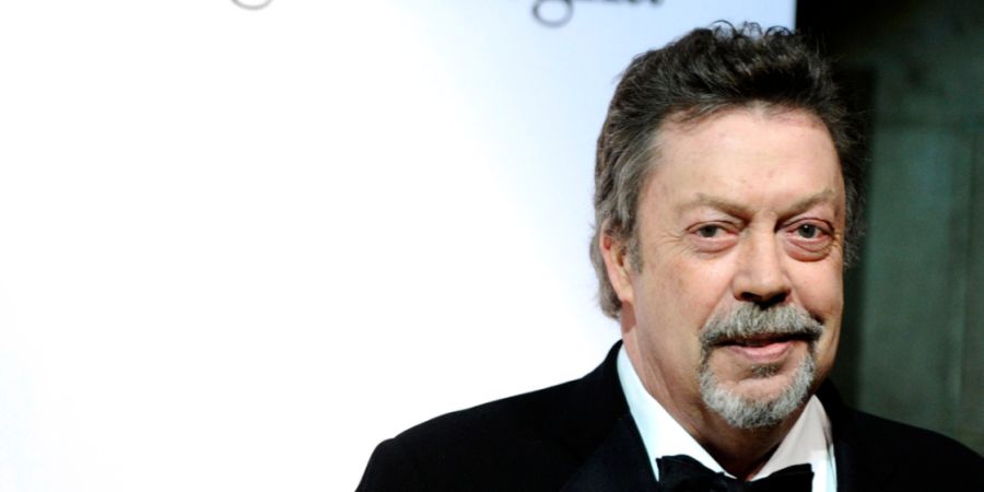 Tim Curry