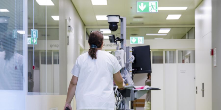Das Personal des Claraspitals wird ab 2027 rechtlich Teil des Universitätsspitals Basel. 95 Prozent der Mitarbeitenden haben dieses Angebot angenommen. (Archivbild)