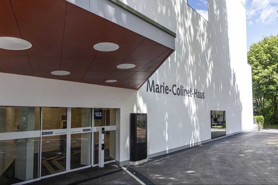 Sicht auf den Eingangsbereich des Marie-Colinet-Haus.