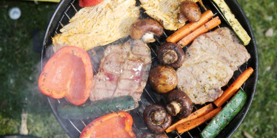 In Lörrach und in Weil am Rhein an der Grenze zu Basel gilt ein Grillverbot im öffentlichen Raum. (Symbolbild)